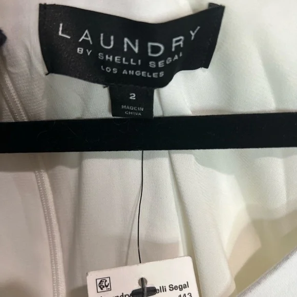 LAUNDRY by Shelli Segal dress with bell sleeves size 2 - Picture 9 of 10